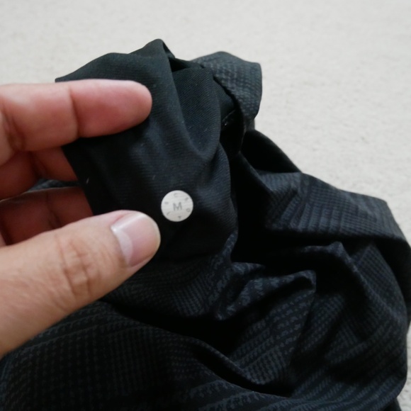 Lululemon T.H.E short with Nulux liner Medium - Picture 4 of 7